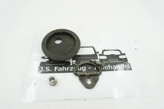 Aufnahme Verzurröse Distanzhülse Schraube VW T5 T6 7E0863467 - Bild 1