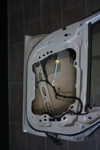 BMW 3 G20 G21 M3 G80 G81 Türe Tür Vorne links grau guter Zustand Fahrerseite - Bild 8