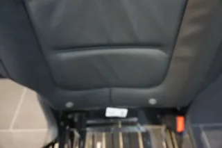 VW Touareg 7P Sitz Hinten Rechts Rücksitzbank Leder Klappbar 7P0886102L - Bild 3