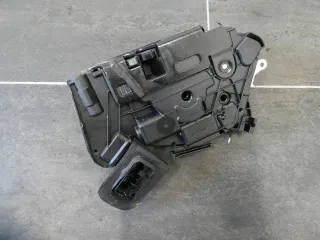 VW Polo 6R Türschloss ZV Schloss Tür vorn rechts 5K1837016B - Bild 2
