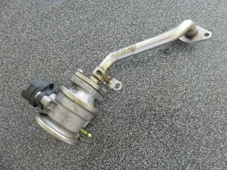 Audi RS4 Ventil Kombiventil EGR Sekundärventil 079131166D BNS 420PS - Bild 3
