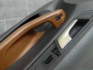 Audi Q5 8R Türverkleidung Leder Armlehne vorne rechts 8R1867106 Soul 24A - Bild 3