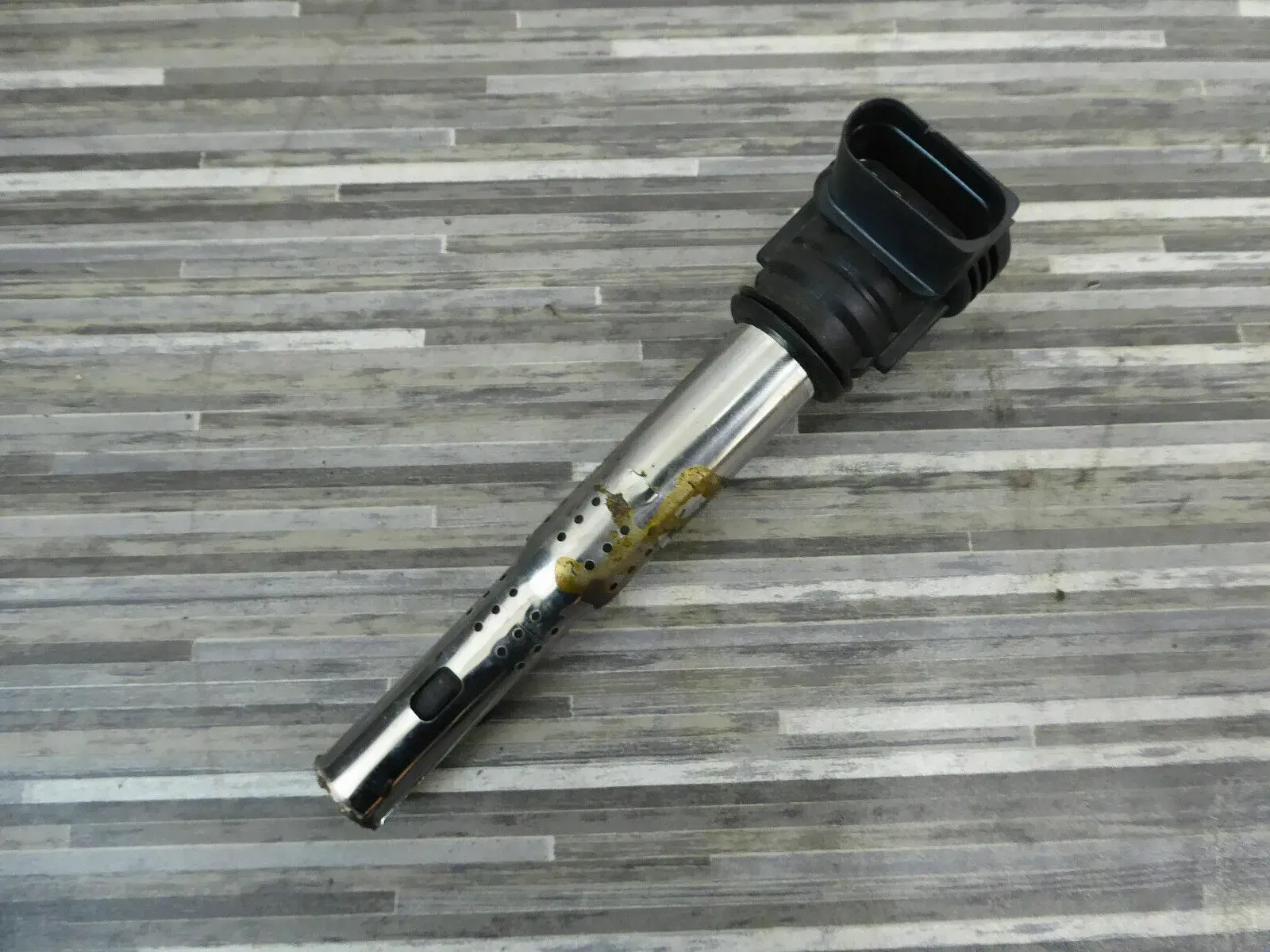 original Audi RS4 B7 Zündspule mit Zündkerzenstecker 07K905715F *TOP* - Bild 1