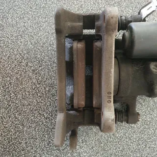 Bremssattel Audi A6 4G S-line 3,0 V6 TDI 150 KW elektr. links TRW 660 GN 064 - Bild 3