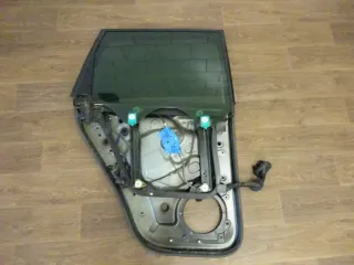 7L6839729E Scheibenrahmen Fensterhebermechanik Türrahmen HR VW Touareg 7L - Bild 2
