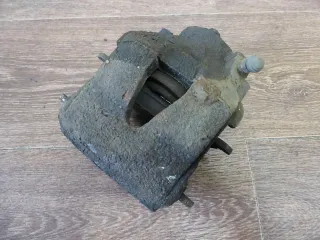 Seat Ibiza V 6J Original Bremse Bremssattel vorne links ATE 81 - Bild 1