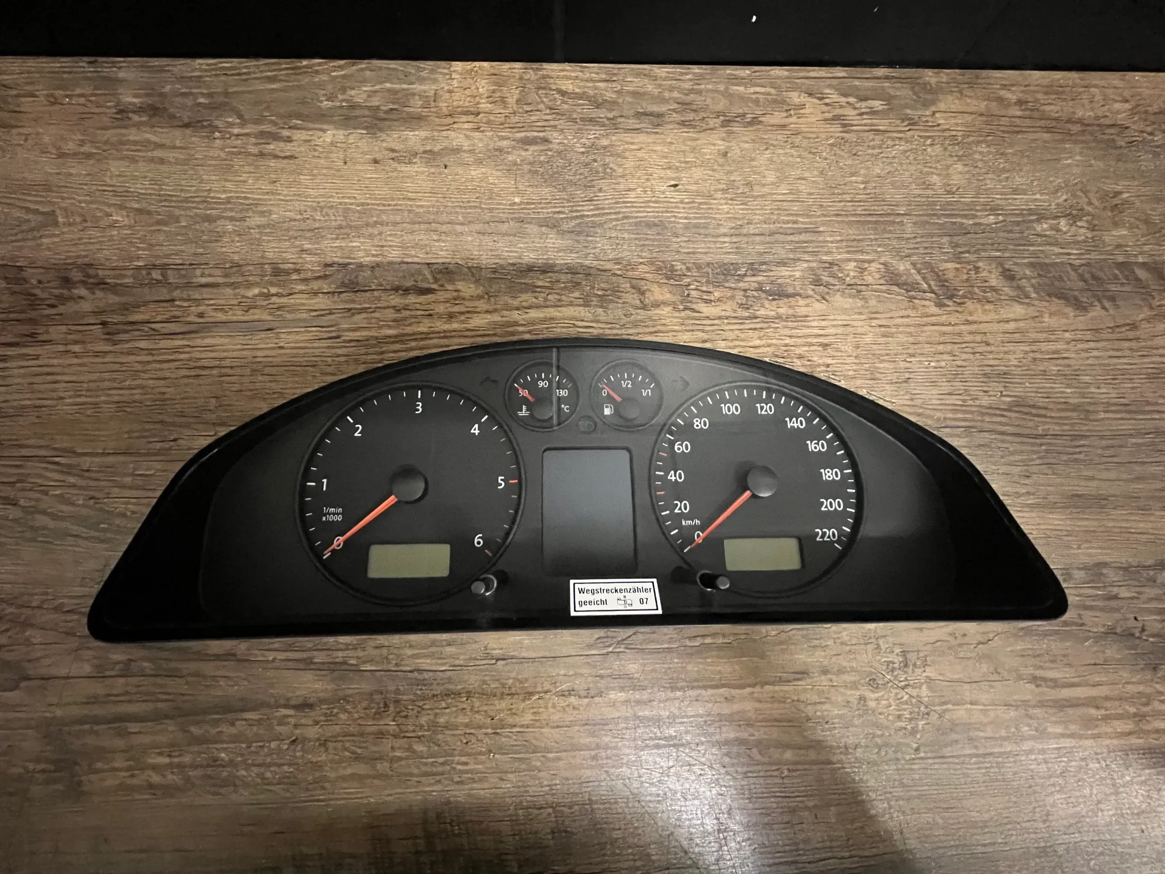 VW T5 2,5 TDI Kombiinstrument Tacho Kombiinstrument 7H0920871B - Bild 1
