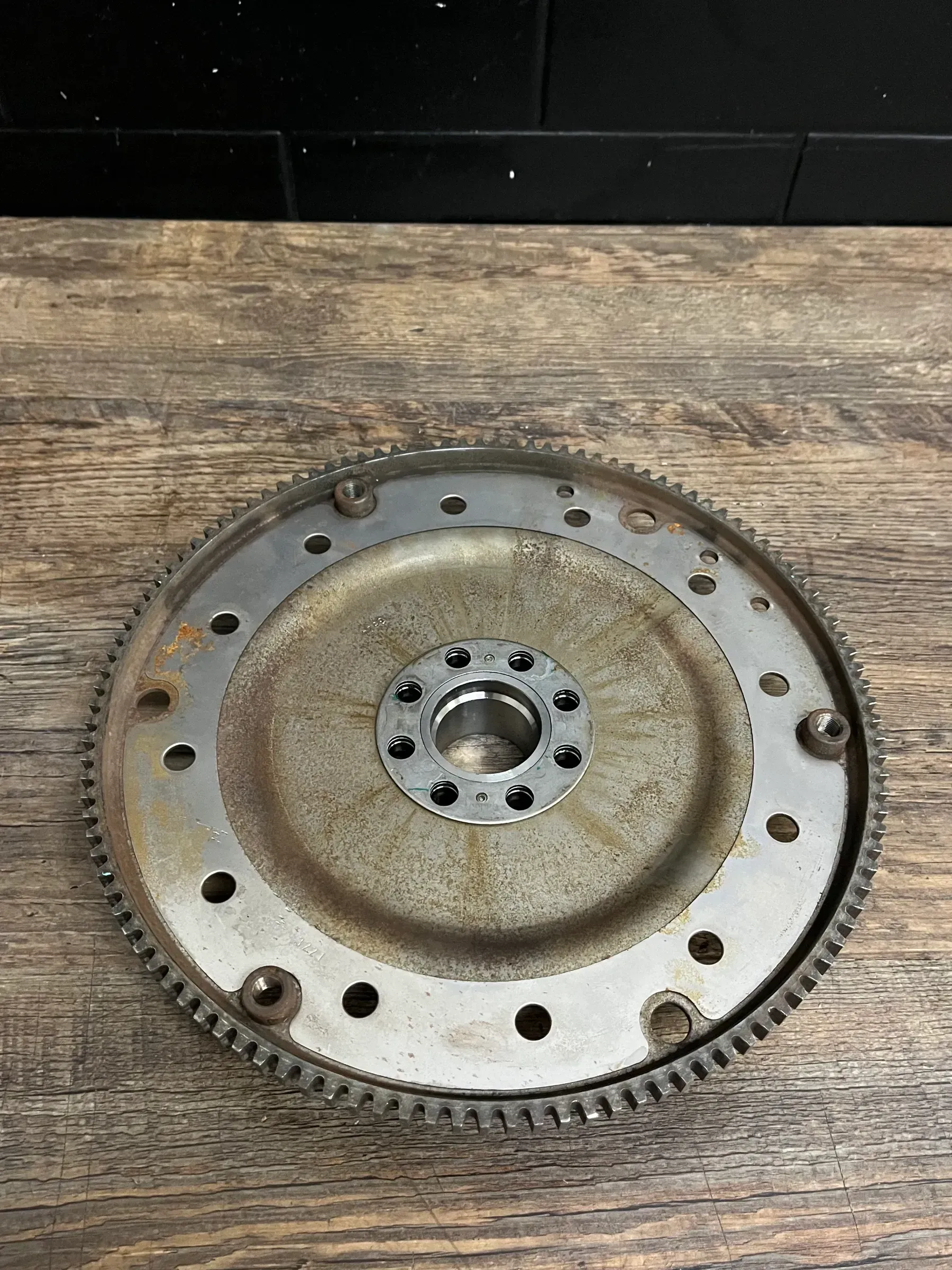 Mitnehmerscheibe Schwungscheibe Anlasserkranz Audi A4 8K A5 8T 8F 06H105323R - Bild 1