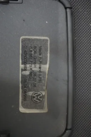 VW Touareg 7L Laderraumabdeckung Kofferraumabdeckung Hutablage 7L6867773K - Bild 8
