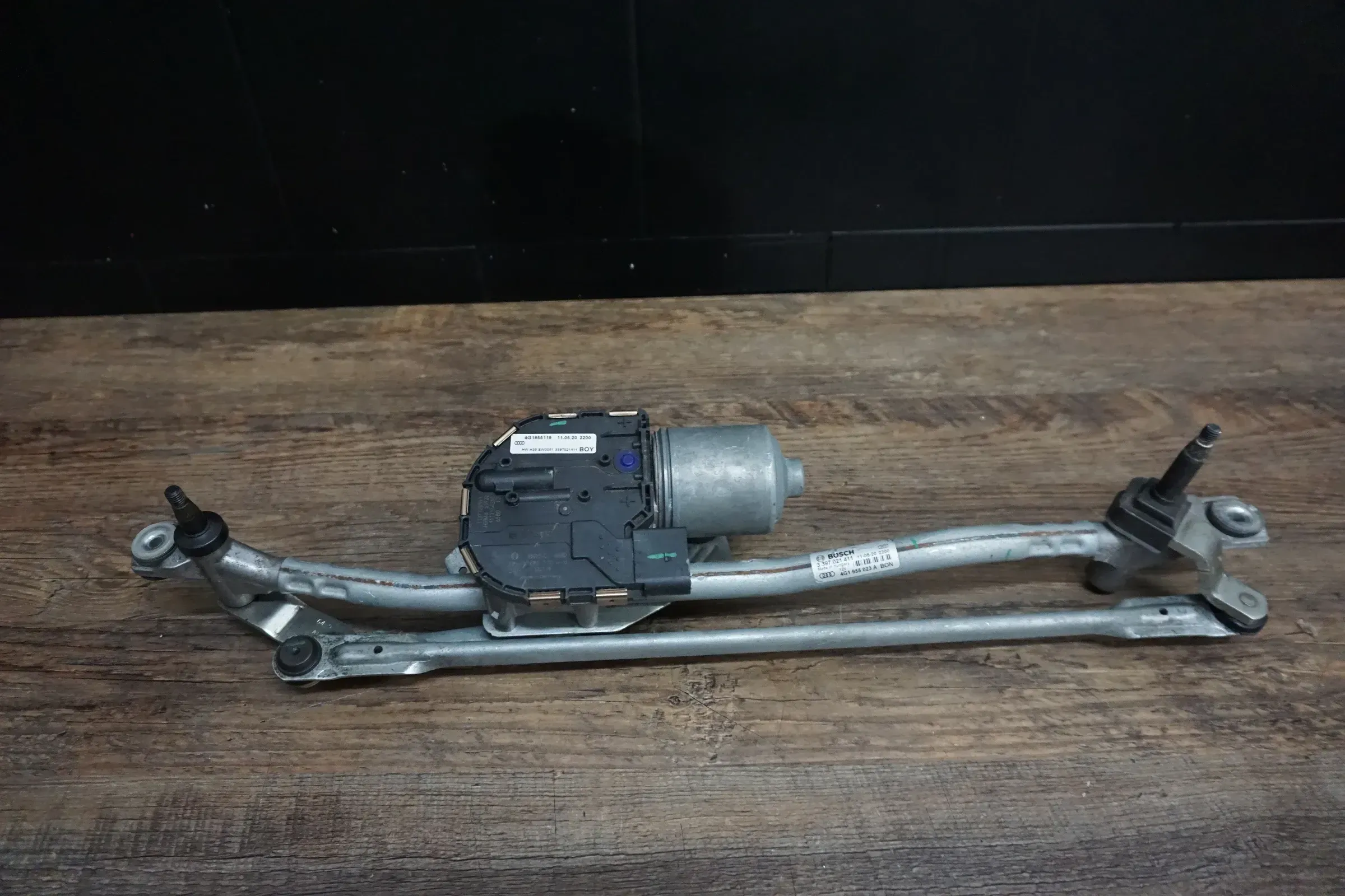 Audi A6 S6 4G Wischermotor Scheibenwischermotor Gestänge 4G1955119 4G1955023A - Bild 1