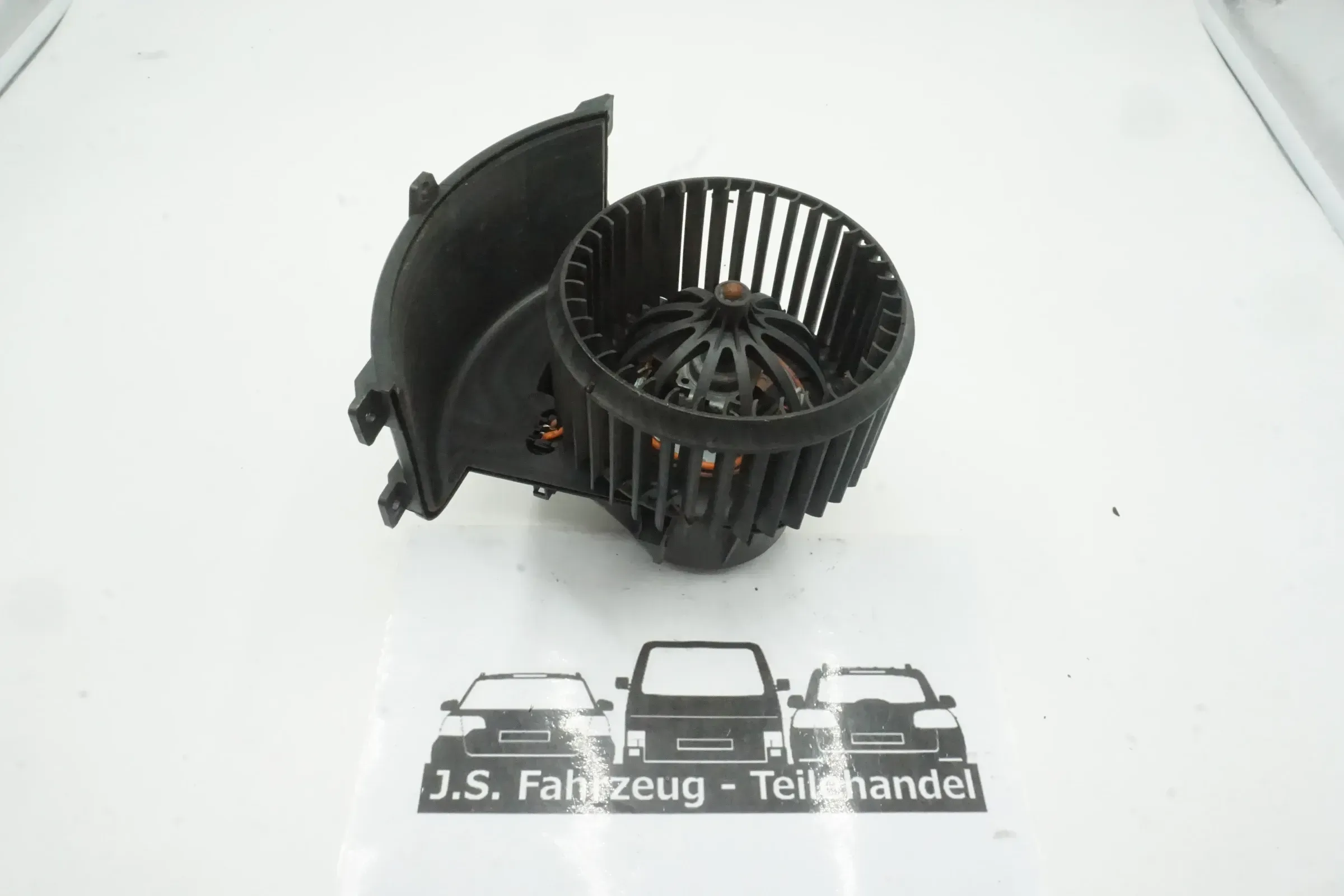 Original VW T5 Innenraumgebläse Lüftermotor Heizgebläse 7E5820021 - Bild 1