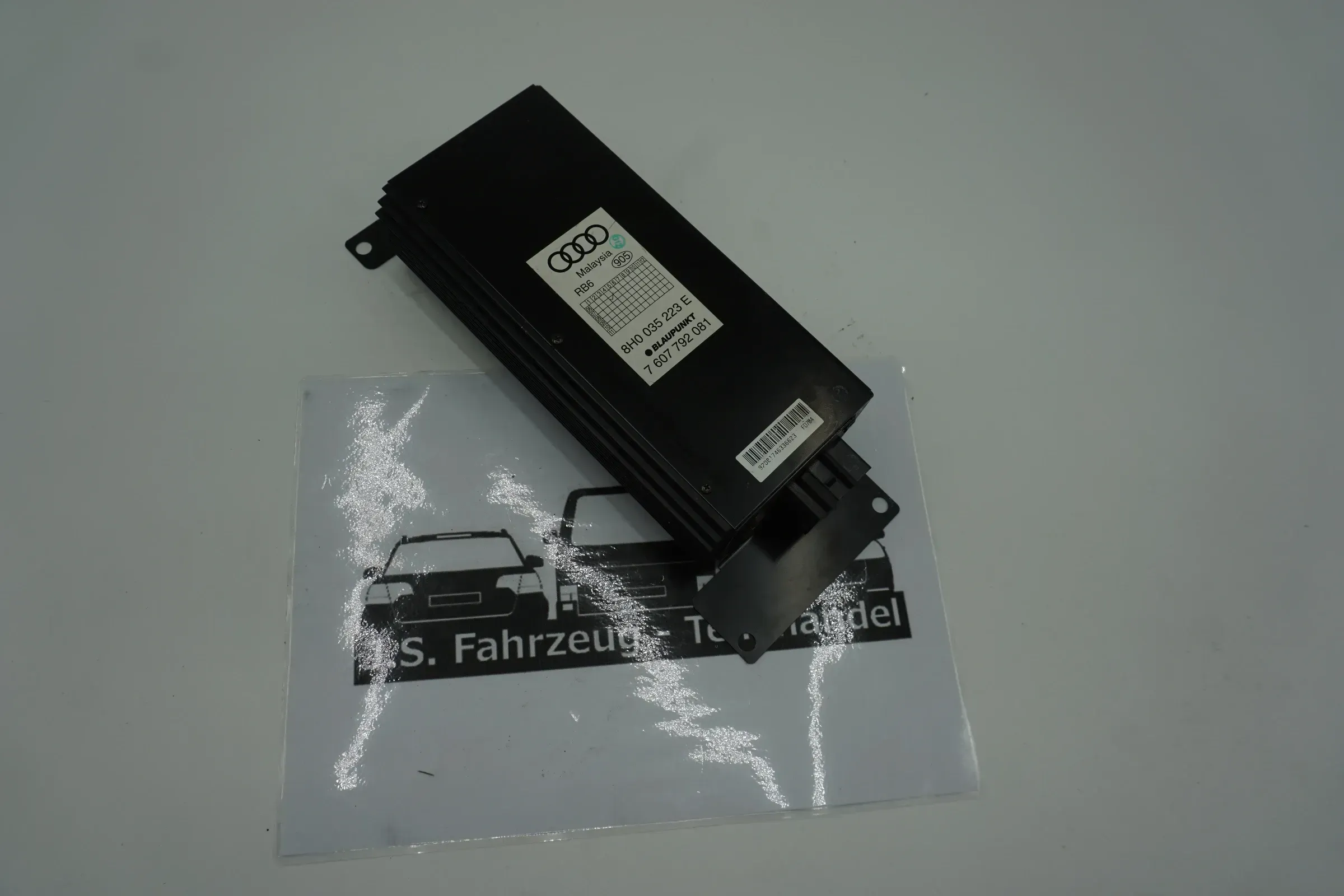 Audi A4 8H B7 Endstufe Verstärker Amplifier Soundsystem Steuergerät 8H0035223E - Bild 1