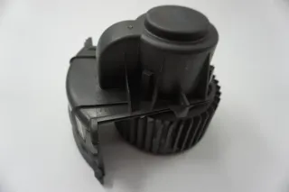 VW T5 Transporter Gebläsemotor Lüftermotor Heizung 7H1819021B Gebraucht - Bild 3