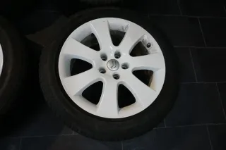Audi A4 Avant A5 8T B8 8K 225 50 17 Zoll Alu 8x17 ET 25 Winterräder Winter - Bild 2