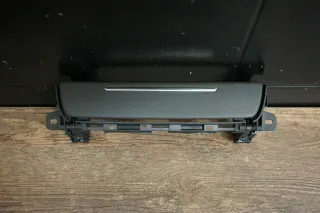 Audi A8 S8 4H Leder Abdeckung Blende Klappe Schalterleiste Deckel 4H0858381 - Bild 1