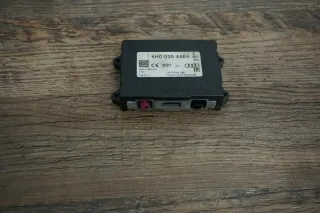 Audi A1 S1 8X A8 4H Antennenverstärker Antenne Verstärker Steuergerät 4H0035446A - Bild 1