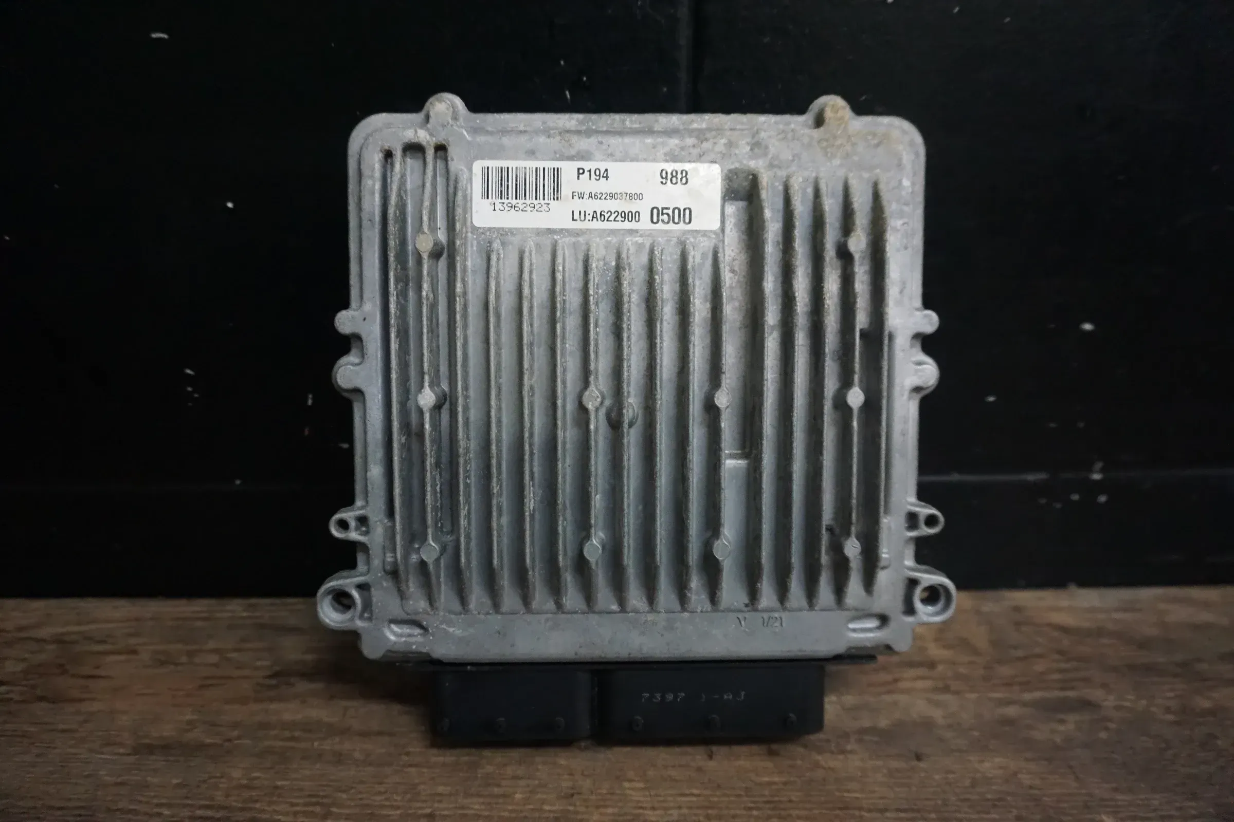 Mercedes W447 1,6CDI Motorsteuergerät Steuergerät A6229000500 0281031326 - Bild 1
