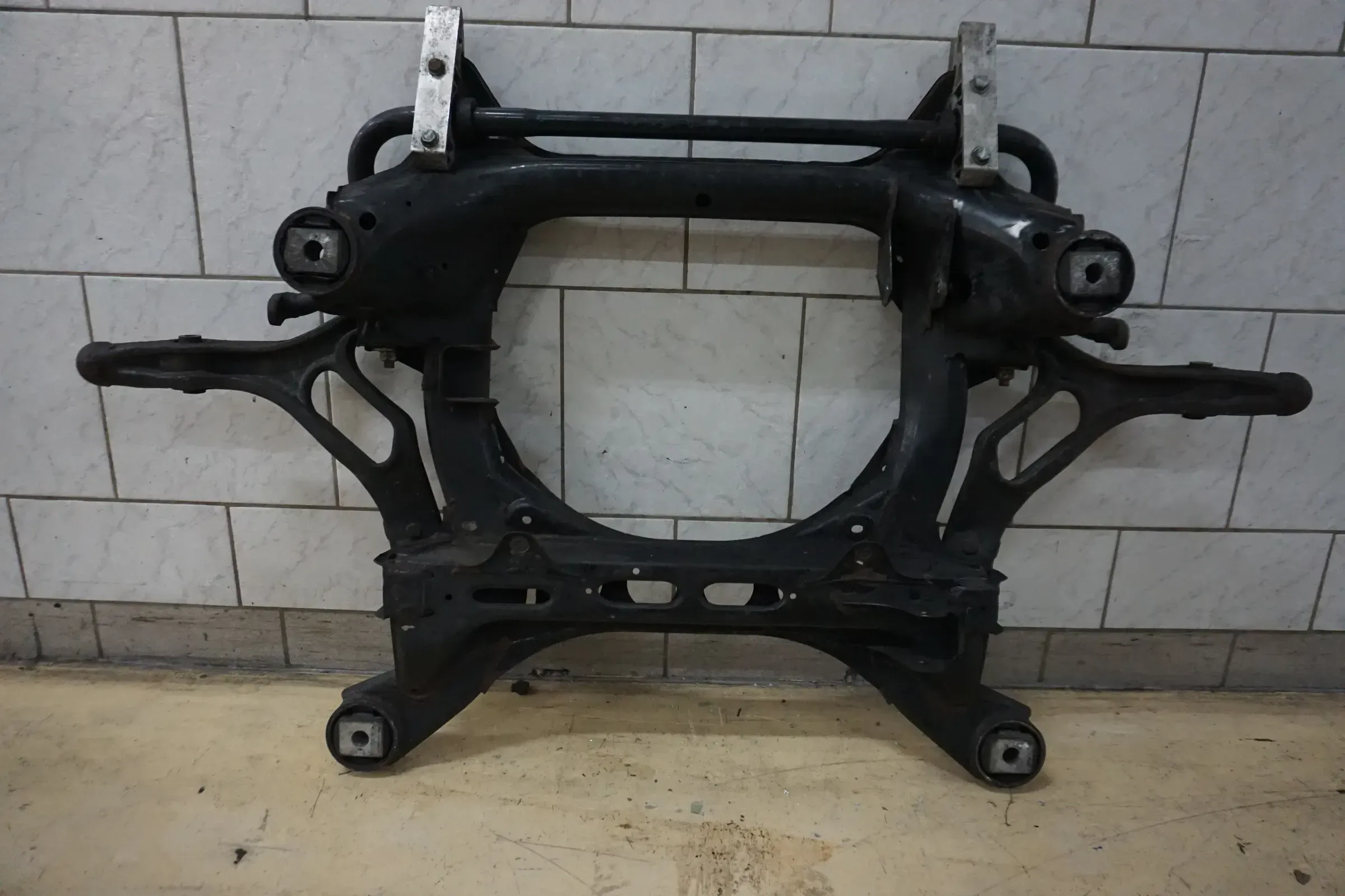 Vorderachse Audi Q7 4L VW Touareg 7L0400025 Achse vorne Motorträger 7L0499311C - Bild 1
