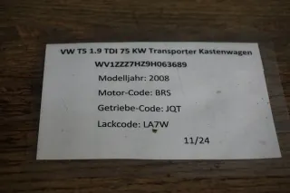 Verkleidung VW Transporter T5 unter Rückleuchte links 7H0807321D schwarz - Bild 6