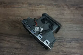 Audi A6 4F Luftdüse Luftausströmer hinten Mittelkonsole 4F0819203B grau - Bild 2