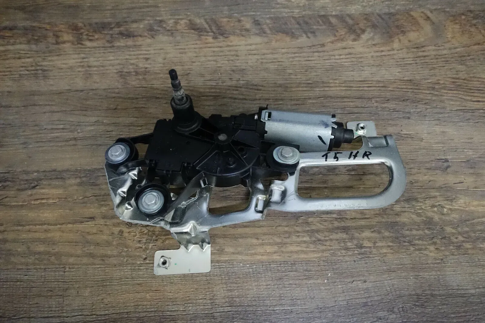 Orig. Wischermotor Scheibenwischer hinten rechts VW T6 Flügeltür 7E0955712C - Bild 1