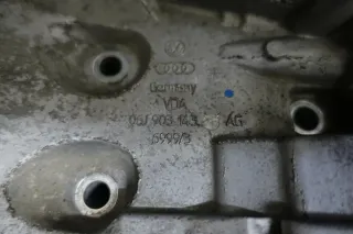Orig. Audi A8 4H 2.0 TFSI Hybrid Ölfiltergehäuse Ölkühler 06J903143G 06J117021J - Bild 4
