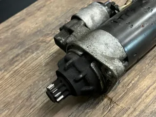 Orginalteil Anlasser Starter VW T5 2.5 TDI Kasten Transporter 2009 02M911023Q - Bild 2