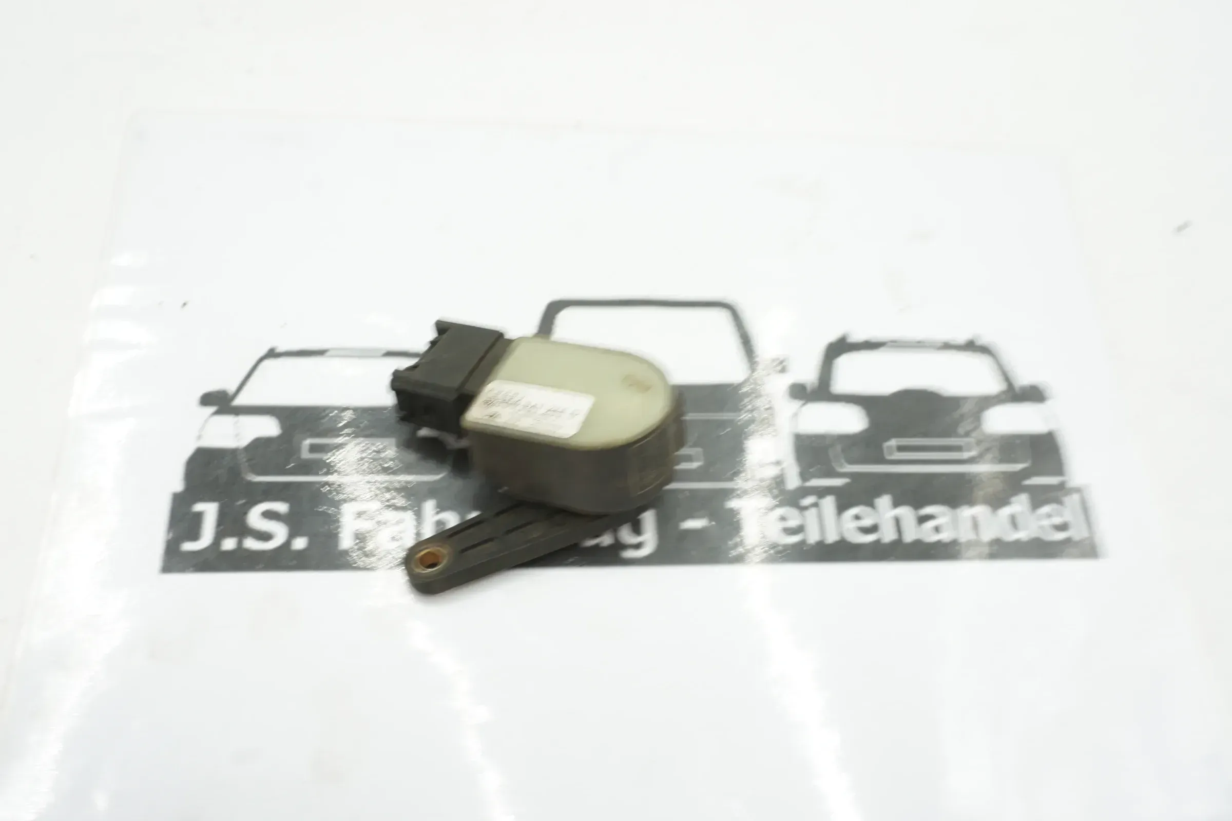 VW Phaeton 3D GP1 Niveausensor Höhensensor vorne links 3D0941285D - Bild 1