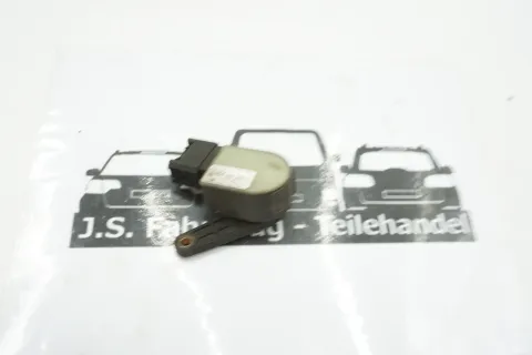 Background image for VW Phaeton 3D GP1 Niveausensor Höhensensor vorne links 3D0941285D