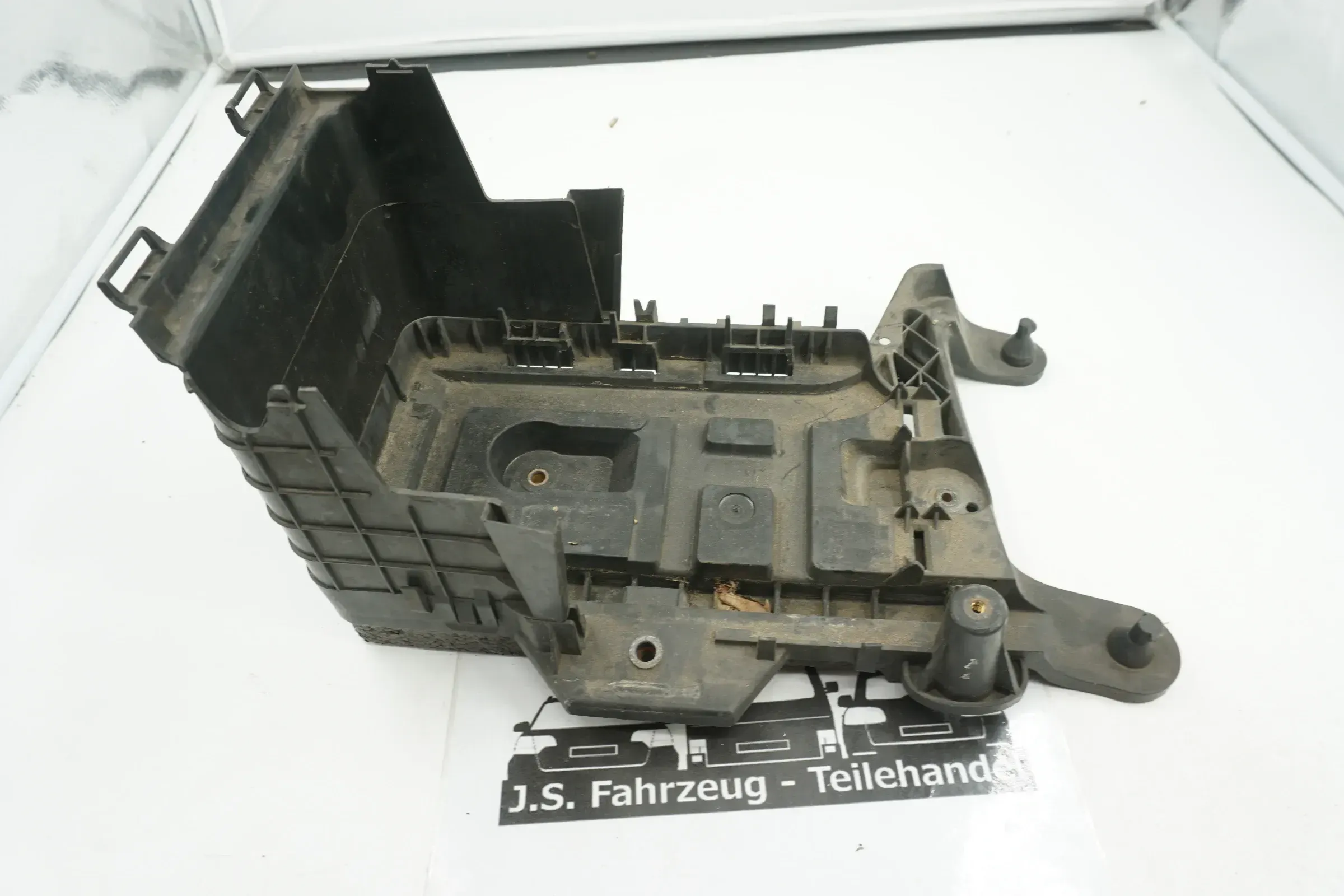 ORIG VW Passat Batteriehalterung 1K0915325A 1K0915333H Golf VI 6 Audi A3 8p - Bild 1