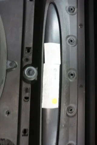 VW T5 7H Verkleidung Hinten rechts Seitenrollo Laderaum Stoff Antrazit Multivan - Bild 8