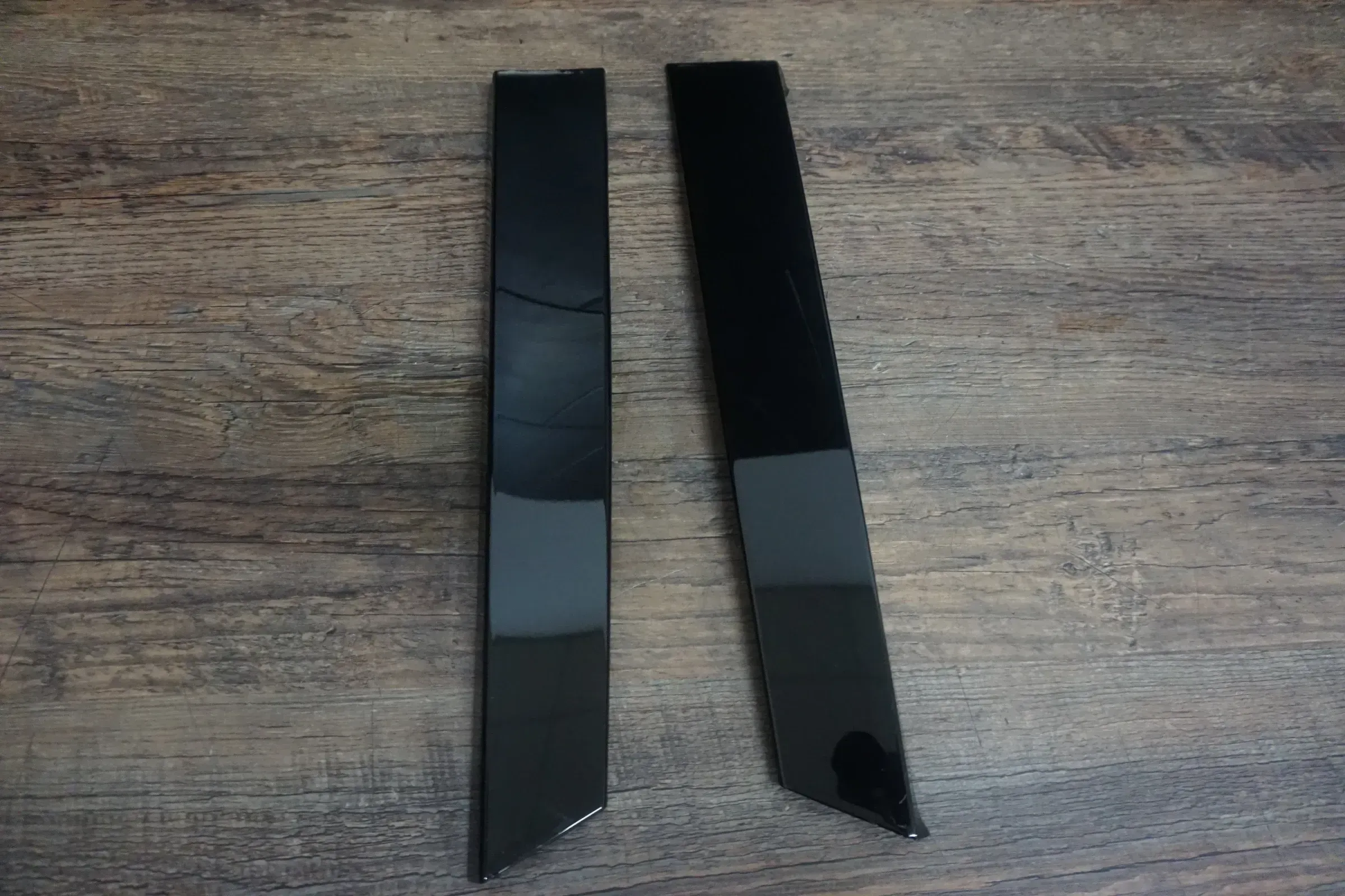 Porsche Cayenne 958 rechts hinten Fenster Abdeckung 7P5845298 7p5845297 - Bild 1