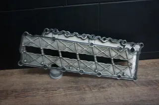 Audi Q7 4L V12 TDI Ventildeckel Rechts 05A103476C Zylinderkopfhaube 6,0L TDI - Bild 4