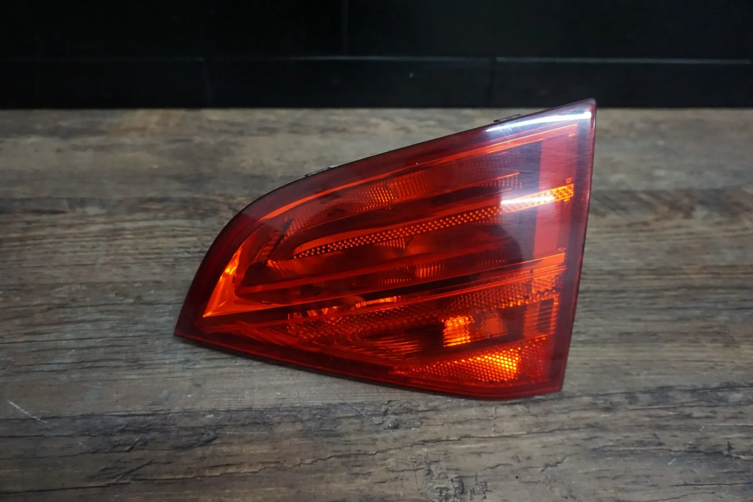 Audi A4 8K Avant Rücklicht Rückleuchte rechts innen - Bild 1