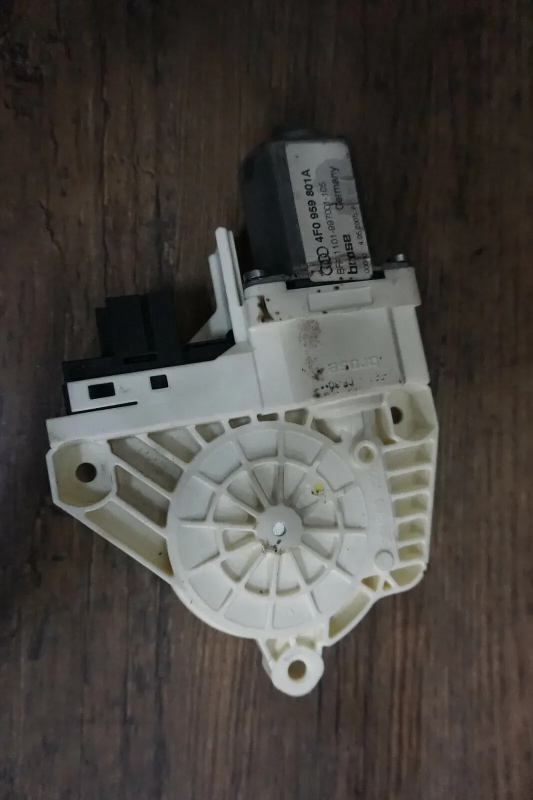 Audi A6 S6 4F C6 Fensterhebermotor Fensterheber Tür hinten links 4F0959801A - Bild 1