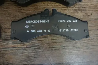 OE MB Bremsbeläge Vorne Hinten Links Rechts Satz Pad A0004233810 21621173055 - Bild 2