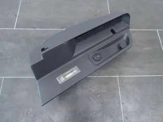 VW Scirocco 3 Verkleidung Auflage Hutablage Titanschwarz Rechts 1K8867762B - Bild 1