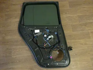 VW Touareg 7L Türblech Innen Hinten Links m. Lautsprecher 7L6839729E - Bild 3