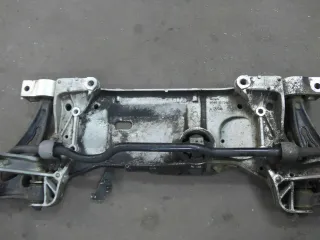 Seat Leon 1P Cupra 2.0 TFSI Vorderachse Achse Vorne Achsträger 1K0199369G - Bild 3
