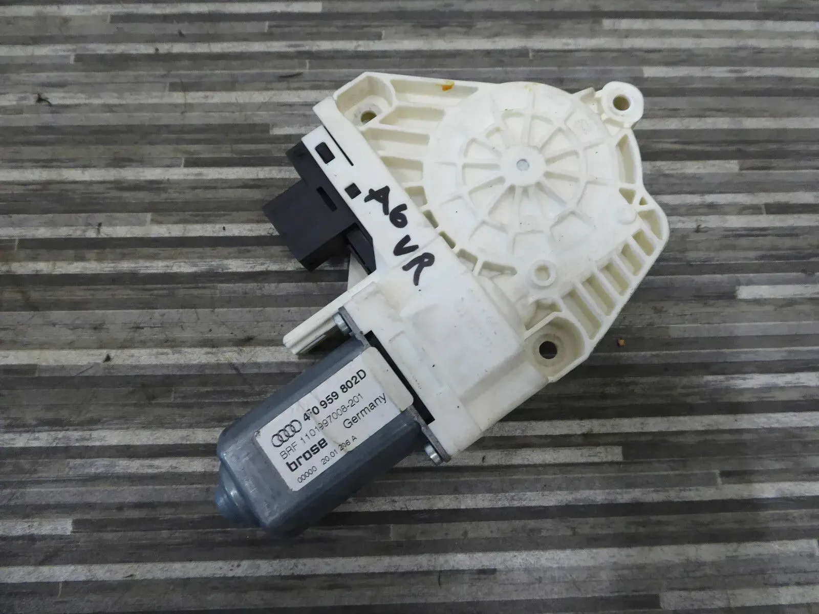4F0959802D Original Audi A6 Fensterhebemotor Fensterheber Motor vorne rechts - Bild 1