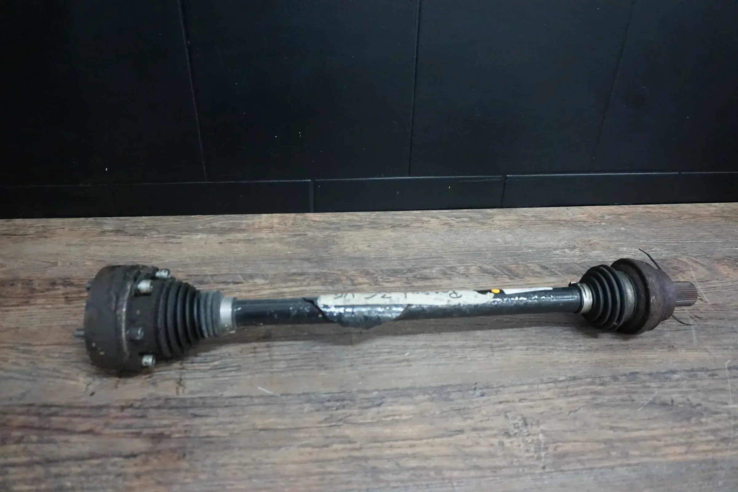 Audi A3 TT VW Golf Passat Antriebswelle hinten rechts Gelenkwelle 1K0501204D - Bild 1