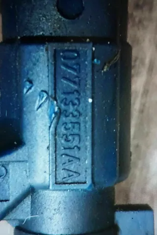 1x Bosch Einspritzdüse Injektor 077133551AA Audi RS6 4B 4,2 V8 BCY BRV - Bild 7