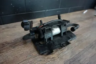 VW T5 2,0TDI 180PS HALTER KRAFTSTOFFPUMPE DIESEL PUMPE 7E0127223 - Bild 2