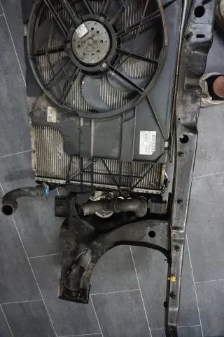 VW T5 Multivan 2.5TDI Kühlerpaket Frontmaske Wasserkühler 7H0121201CN - Bild 10