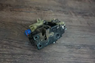 Volkswagen VW T5 Türschloss Türverriegelung vorne rechts 3B1837016CC - Bild 2