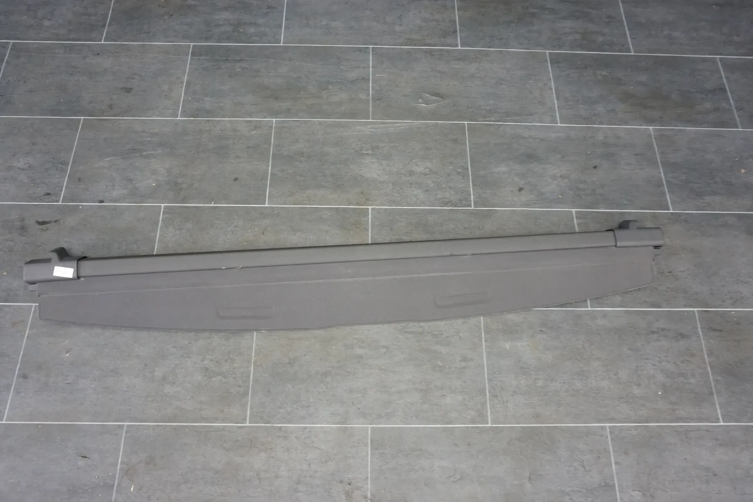 VW T5 Multivan Laderaumabdeckung Hutablage Kofferraumabdeckung - Bild 1