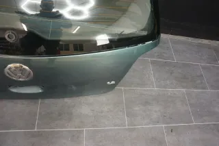 VW Polo 9N3 9N Heckklappe Kofferraumklappe Klappe grün LA6L ohne Anbauteile - Bild 2