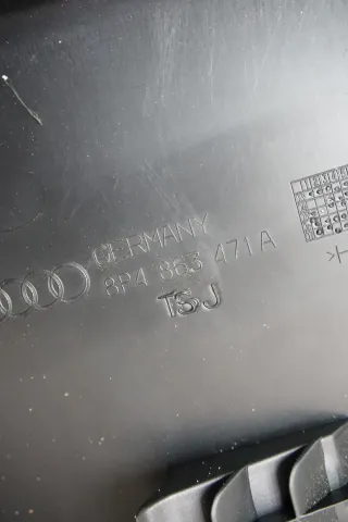 Audi A3 8P Sportback Verkleidung Heckblech innen Kofferraum schwarz 8P4863471A - Bild 7