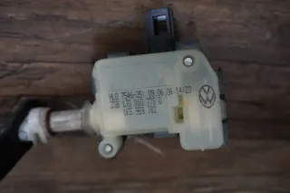Tankklappenzug Stellmotor Tankklappe VW Touareg 5.0 V10 TDI DPF 1J0810773D - Bild 4