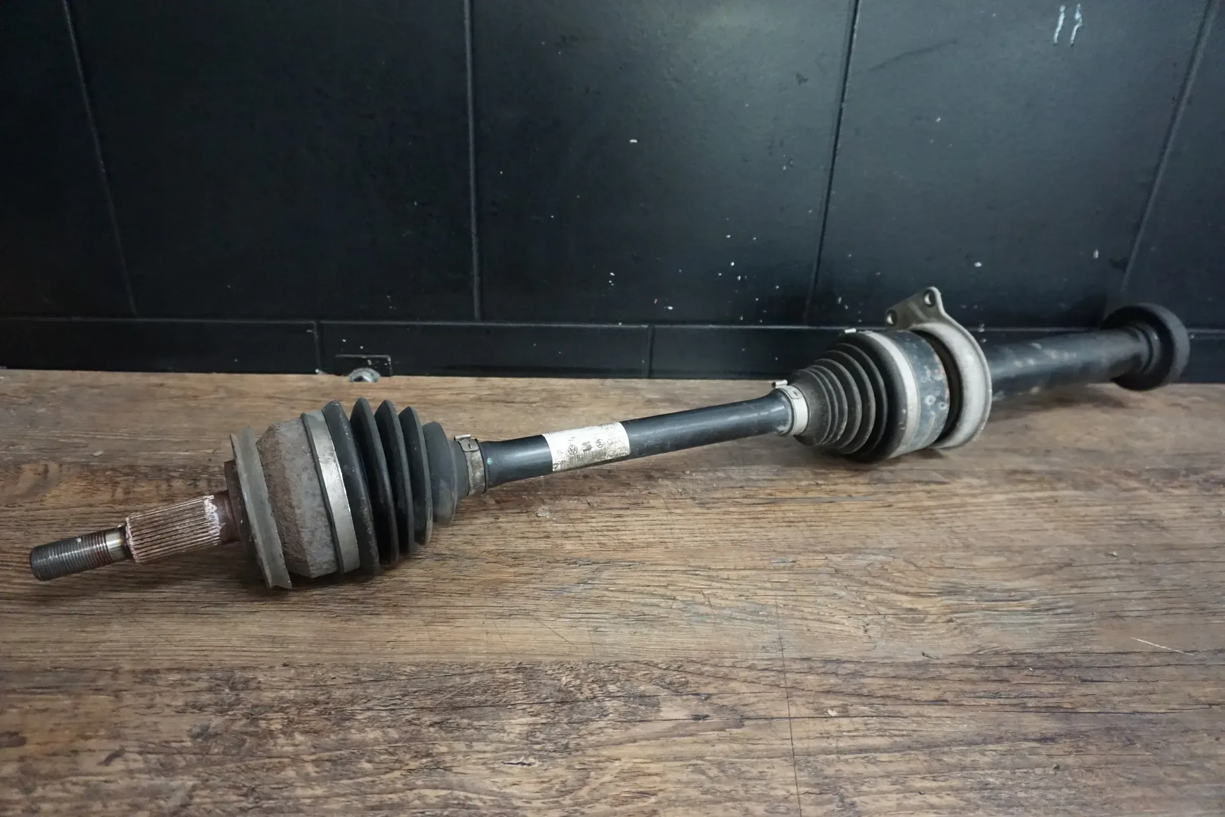 Antriebswelle Gelenkwelle vorne rechts 7E0407272AH VOLKSWAGEN T5 VW - Bild 1